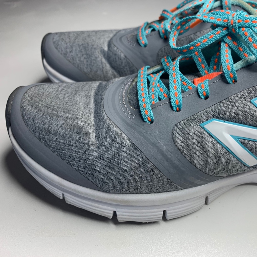 NEW BALANCE RUNNERS | SIZE 6 - Picture 2 of 7